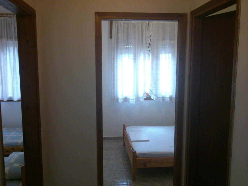 Kalaitzis Apartments Kalyves Polygyrou Zimmer foto