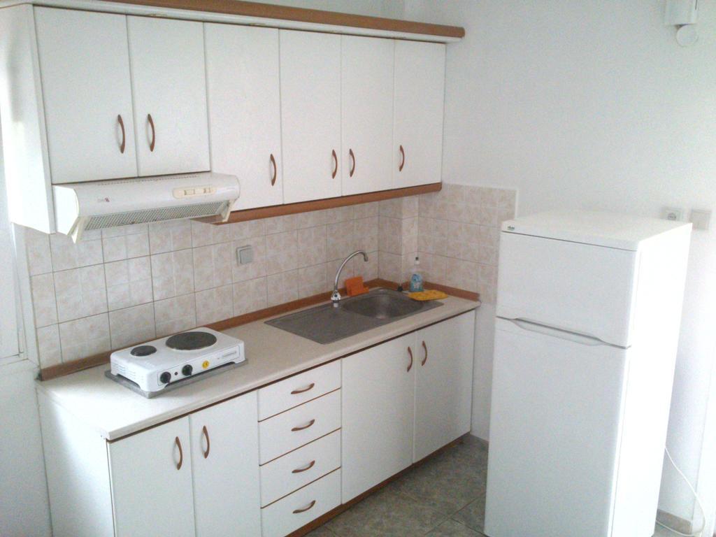 Kalaitzis Apartments Kalyves Polygyrou Zimmer foto